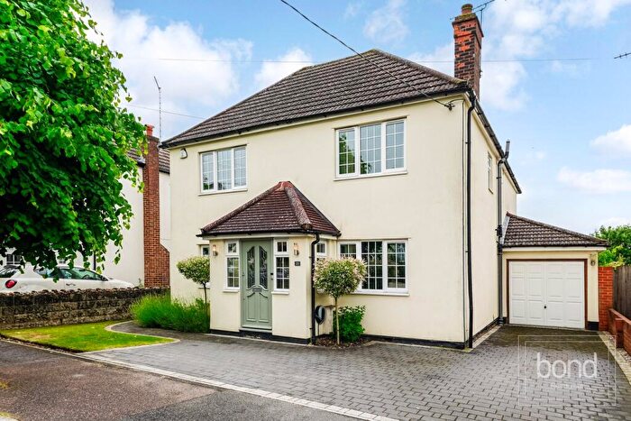 4 Bedroom Detached House For Sale In The Avenue, Danbury, Chelmsford, CM3