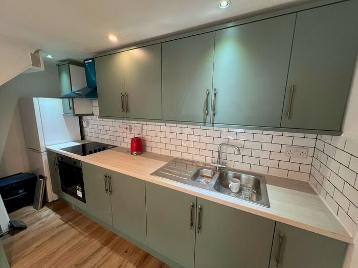 2 Bedroom House To Rent In Rutland Street, Cardiff, CF11