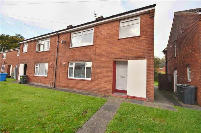 2 Bedroom Flat To Rent In Gloucester Road, Chorley, PR7