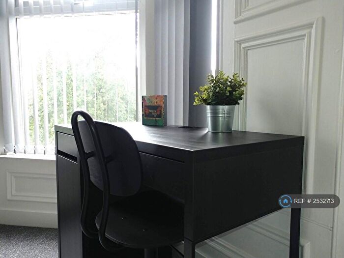 6 Bedroom Semi-Detached House To Rent In Summerhill, Sunderland, SR2