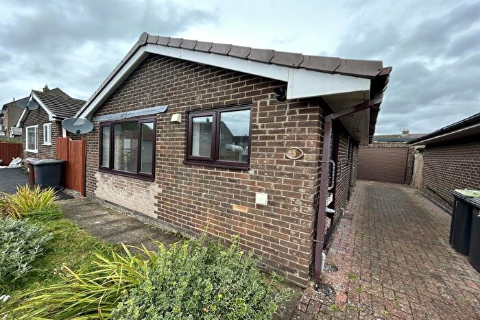 2 Bedroom Detached Bungalow For Sale In Oak Close, Chapel-En-Le-Frith, SK23