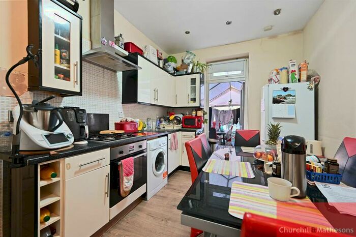 1 Bedroom Flat For Sale In High Street, Harlesden, NW10