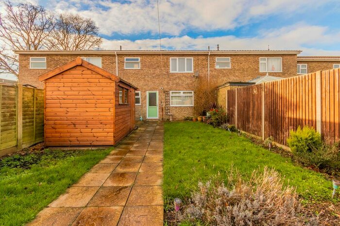 3 Bedroom Terraced House For Sale In Weston Road, Lowestoft, NR32