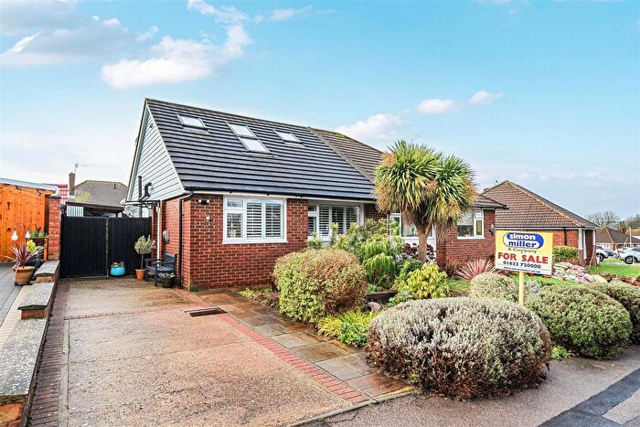4 Bedroom Semi Detached Bungalow For Sale In Trevor Drive, Maidstone, ME16