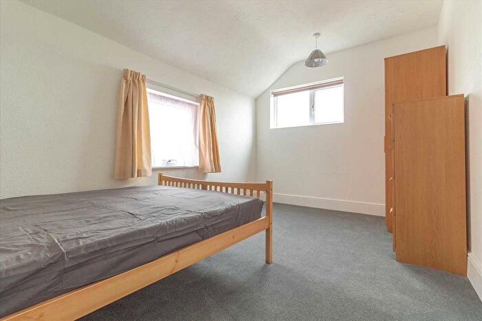 1 Bedroom Property To Rent In Scarborough Street, Northampton, NN9