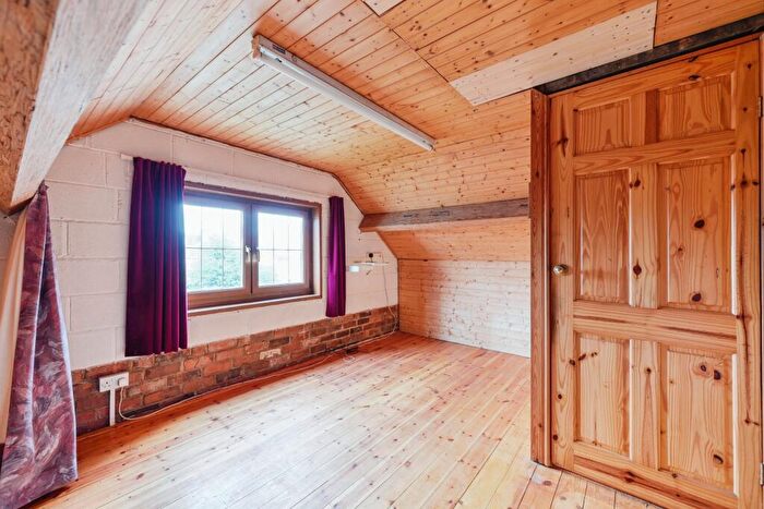 2 Bedroom Detached House For Sale In High Street, Newhall, Swadlincote, Derbyshire, DE11
