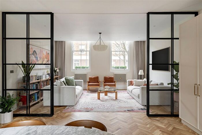 2 Bedroom Flat To Rent In All Saints Road, London, W11