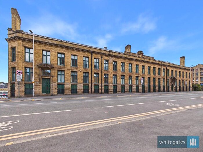 1 Bedroom Apartment To Rent In Colonial Buildings, - Sunbridge Road, Bradford, West Yorkshire, BD1
