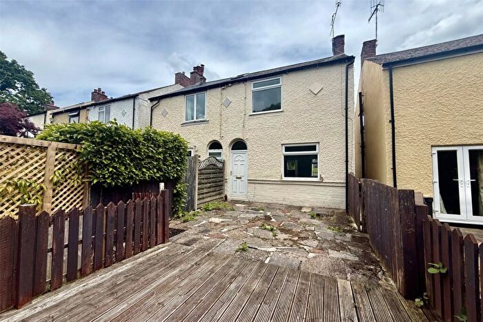 3 Bedroom Semi Detached House For Sale In Villas Road, Ambergate, Belper, Derbyshire, DE56