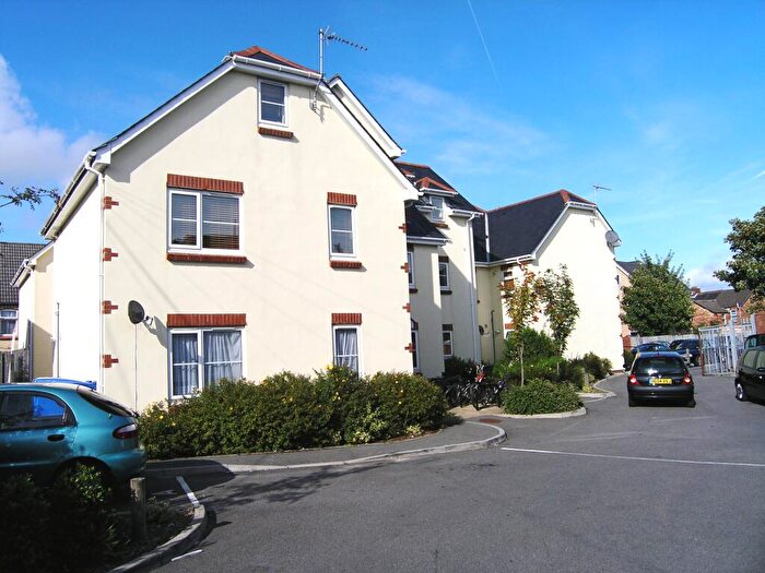 2 Bedroom Flat To Rent In Ashley Court, Ashley Road, Poole, Bournemouth Christchurch Poole, BH14