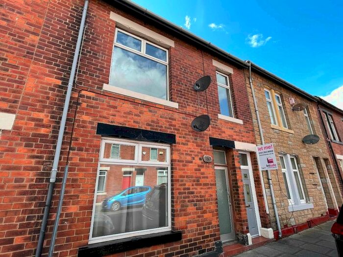 2 Bedroom Flat To Rent In Elsdon Terrace, North Shields NE29