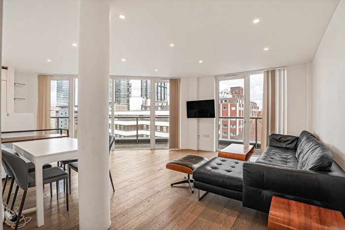 2 Bedroom Flat For Sale In Worcester Point, Central Street, London, EC1V