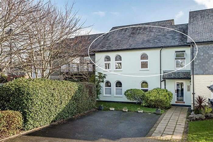 2 Bedroom Flat For Sale In Port Pendennis, Falmouth, TR11