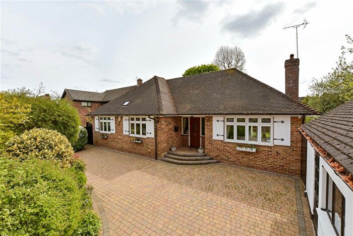 5 Bedroom Chalet For Sale In Burford Lane, Epsom, Surrey, KT17