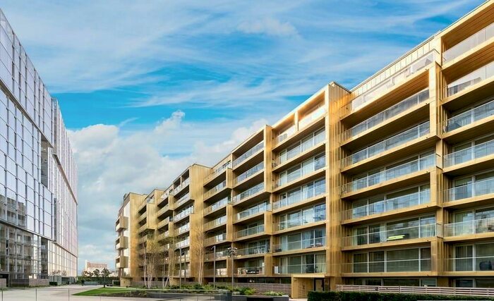 2 Bedroom Flat To Rent In Faraday House, Battersea, SW11