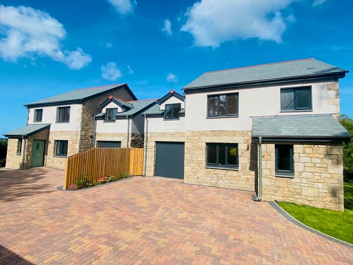 4 Bedroom Semi-Detached House To Rent In Loves Meadow, Relubbus, Penzance, TR20