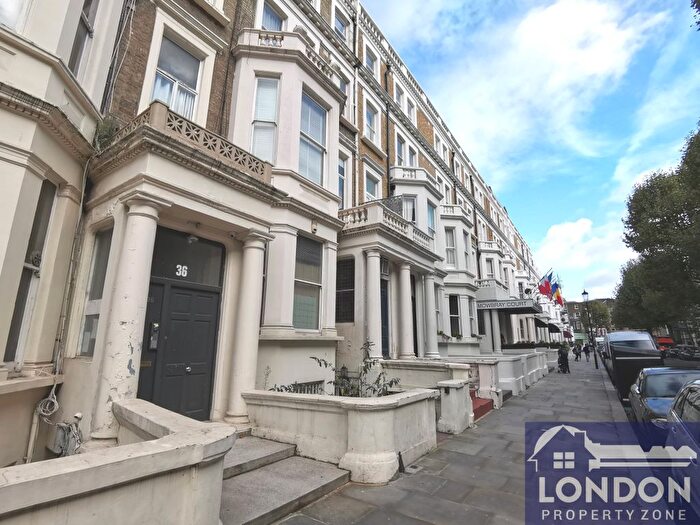 Studio To Rent In Penywern Road, Earls Court, London, SW5