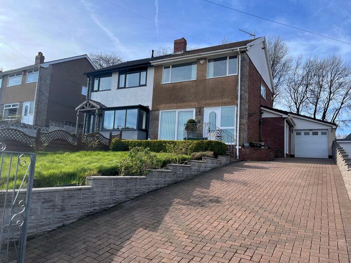 3 Bedroom Property To Rent In Can-Yr-Eos, Morriston, Swansea, SA6