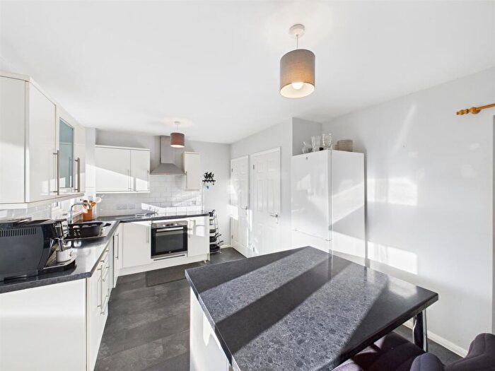 4 Bedroom Detached House For Sale In The Mariners, Llanelli, SA15