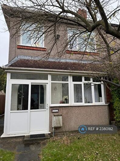 4 Bedroom Semi-Detached House To Rent In Monks Park Avenue, Bristol, BS7