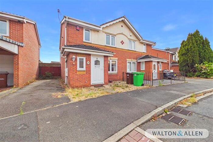 3 Bedroom Semi-Detached House For Sale In Ardmore Close, Sneinton, NG2