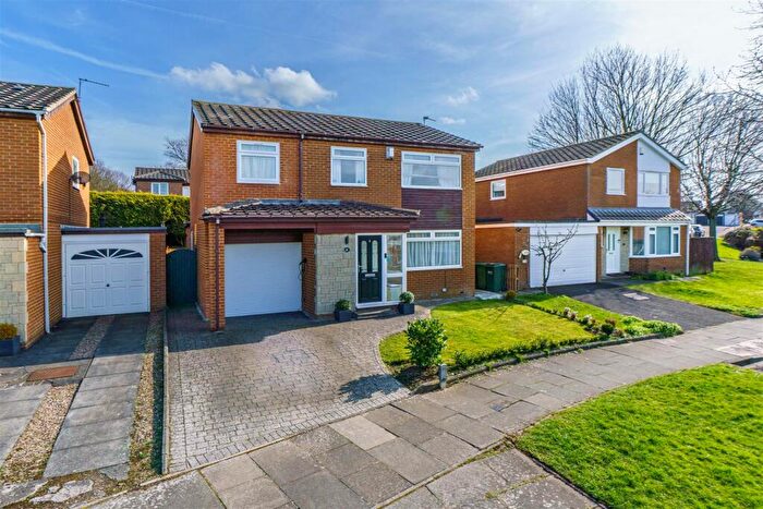 4 Bedroom Detached House For Sale In Thornhaugh Avenue, Whickham, Newcastle Upon Tyne, NE16