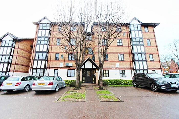 1 Bedroom Flat For Sale In Somerset Gardens, White Hart Lane, London, N17