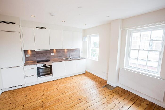 2 Bedroom Flat To Rent In B Brent House Brenthouse Road, E9