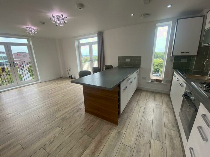 2 Bedroom Flat To Rent In Castlewood Court, Trinity Walk, Derby, DE1