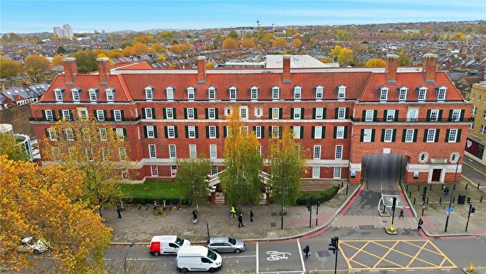 2 Bedroom Property For Sale In The Latitude Building, Clapham Common South Side, SW4