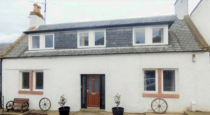 6 Bedroom Cottage To Rent In Margaret Street, Avoch, IV9
