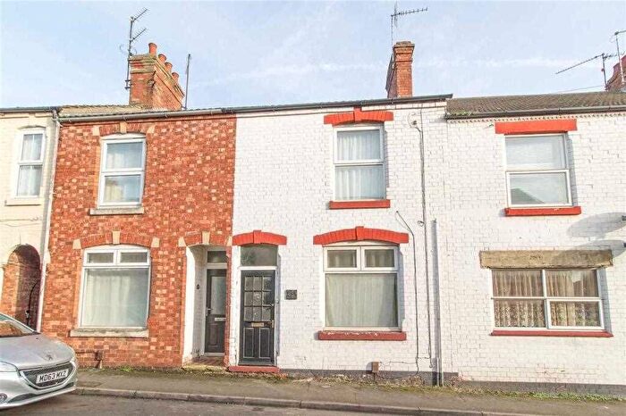 1 Bedroom Flat For Sale In Finedon Street, Burton Latimer, NN15