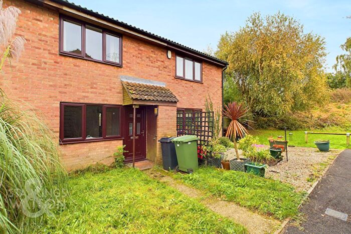 2 Bedroom Terraced House To Rent In Halfpenny Court, Loddon, Norwich, NR14