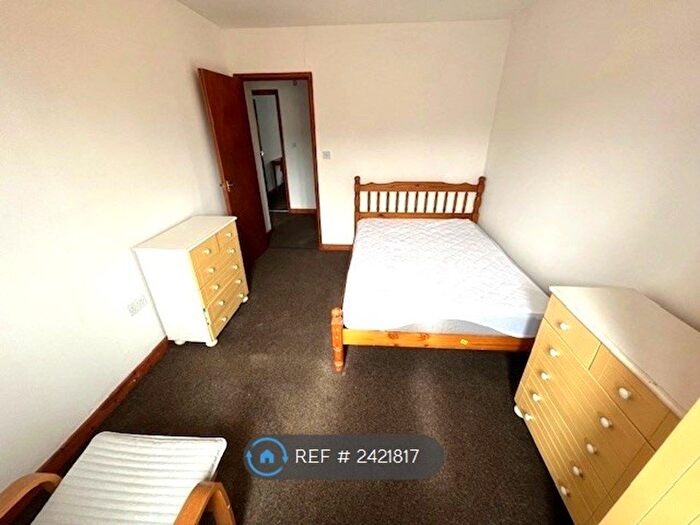 2 Bedroom Flat To Rent In City Road, Bristol, BS2