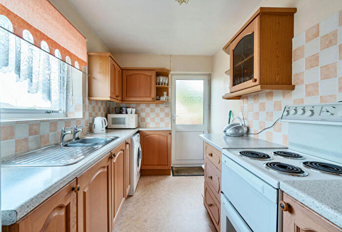 2 Bedroom Bungalow For Sale In Birch Road, Kingscourt, Stroud, Gloucestershire, GL5