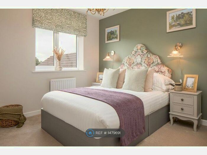 4 Bedroom Detached House To Rent In Palm Road, Keynsham, Bristol, BS31