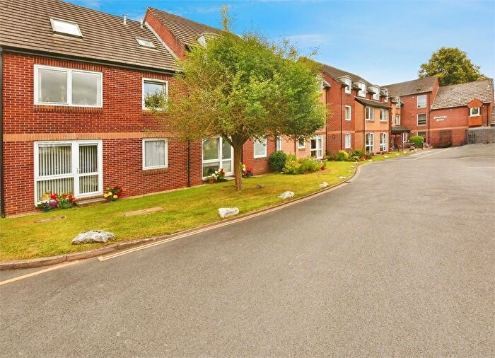 1 Bedroom Flat For Sale In Salisbury Road, Newton Abbot, Devon., TQ12