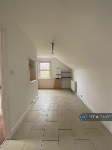 2 Bedroom Flat To Rent In Epsom Road, Croydon, CR0