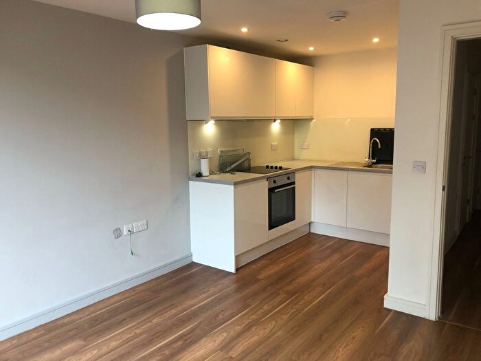 1 Bedroom Flat To Rent In One Wolstenholme Square, Liverpool, L1