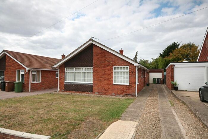 3 Bedroom Detached Bungalow For Sale In Elm Drive, Garsington, OX44