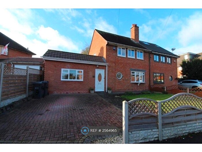 3 Bedroom Semi-Detached House To Rent In Hollywell Road, Birmingham, B26
