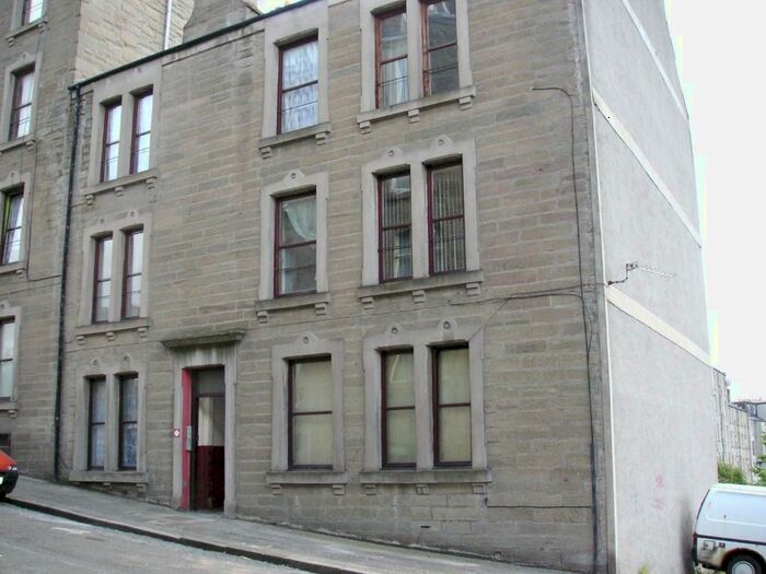 1 Bedroom Flat To Rent In Campbell Street, Coldside, Dundee, DD3
