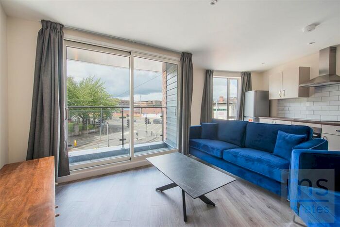 2 Bedroom Flat To Rent In The Curve, Gregory Street, Lenton, Nottingham, NG7
