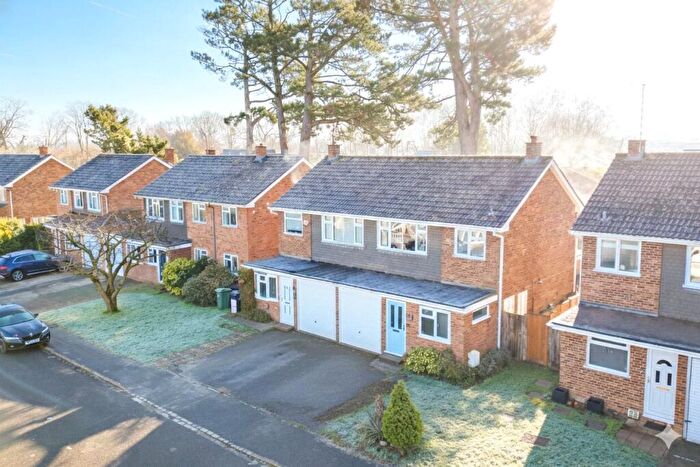 3 Bedroom Semi-Detached House For Sale In Cecil Aldin Drive, Tilehurst, Reading, Berkshire, RG31