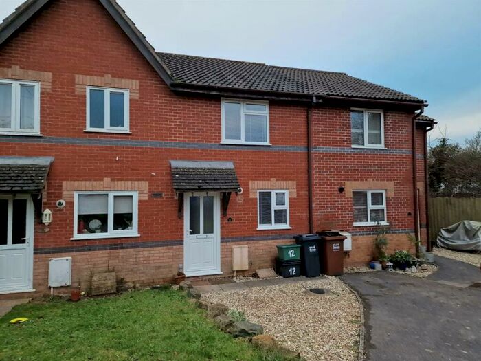 2 Bedroom Terraced House For Sale In Banksia Close, Tiverton, EX16