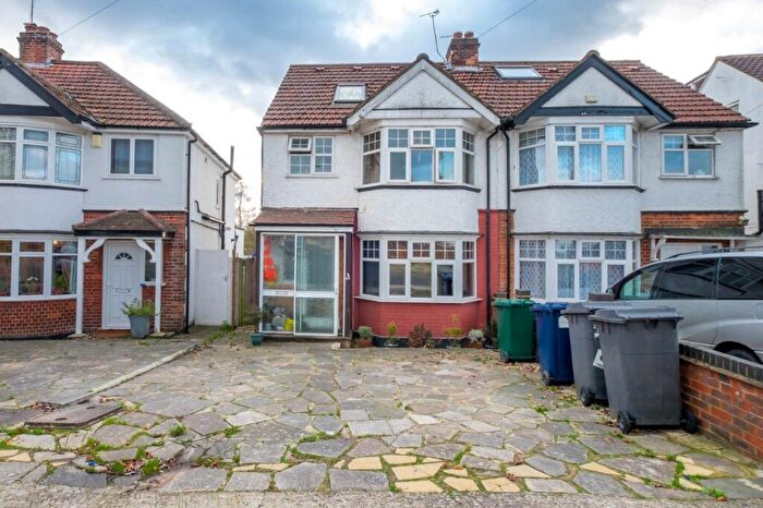 5 Bedroom Semi-Detached House For Sale In Woolmead Avenue, London, NW9