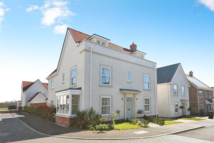 5 Bedroom Detached House For Sale In Windermere Way, Rettendon Common, Chelmsford, CM3