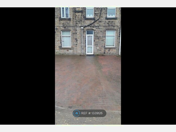 1 Bedroom Flat To Rent In Manchester Road, Linthwaite, Huddersfield, HD7