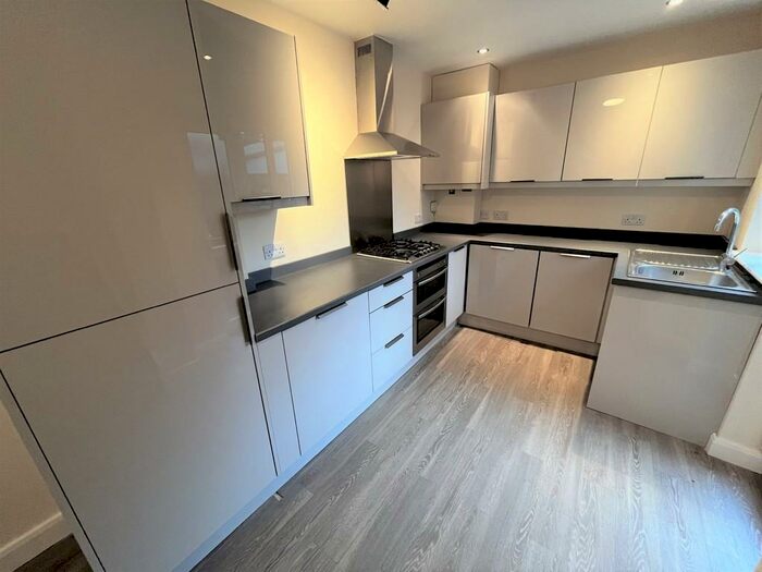 3 Bedroom Terraced House To Rent In Lockhart Road, Preston, PR1