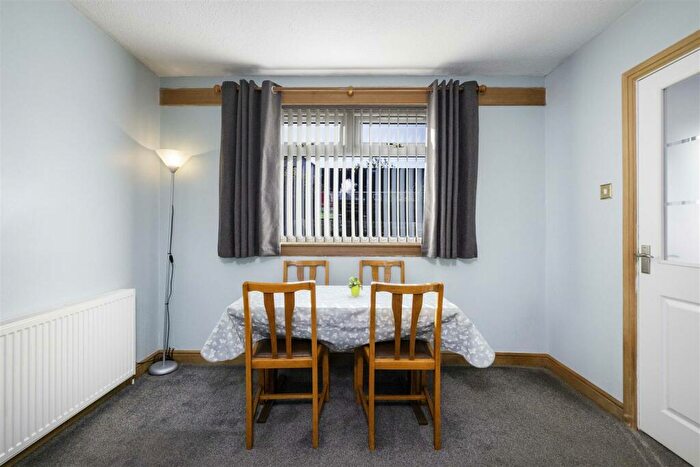 3 Bedroom Terraced House For Sale In Lewis Terrace, Dundee, DD4